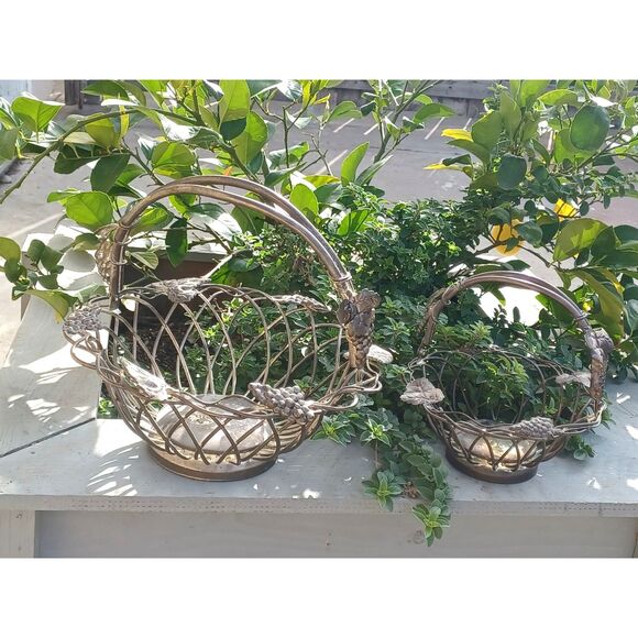 Pair Metal Grapes and Leaves Godinger Silver Plate Bridal Baskets Fruit Baskets - Picture 13 of 16